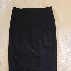 Liverpool "Bia" Black Knee-Length Pencil Skirt
